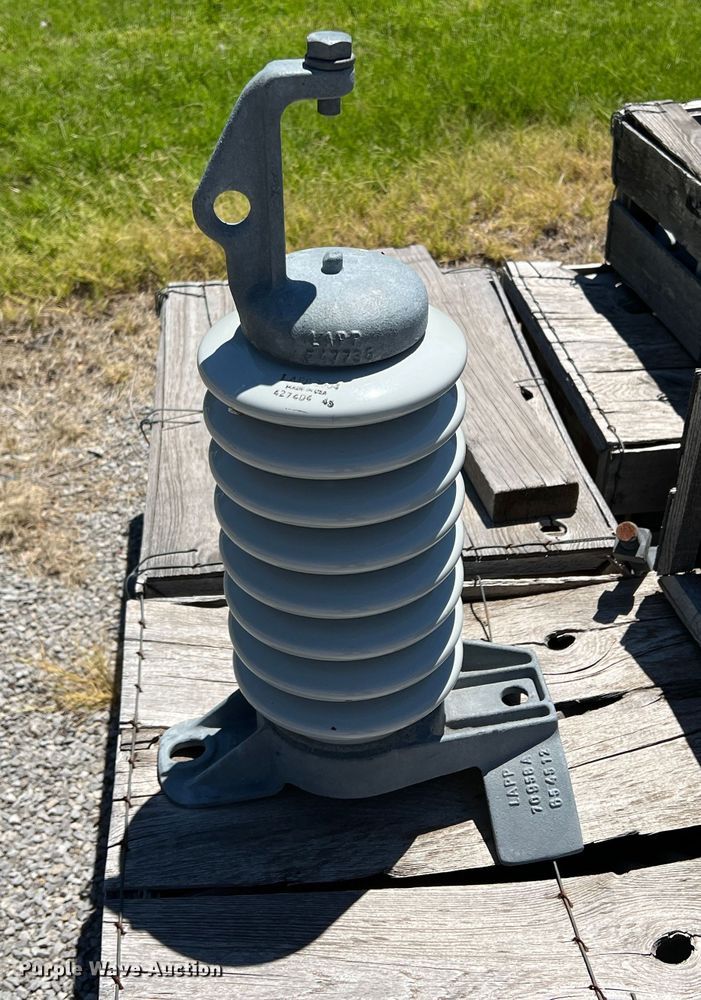 image for item LI9341 Approximately 148 electrical insulators