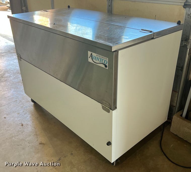 image for item LI9347 Avantco 178MC58HC  refrigerator