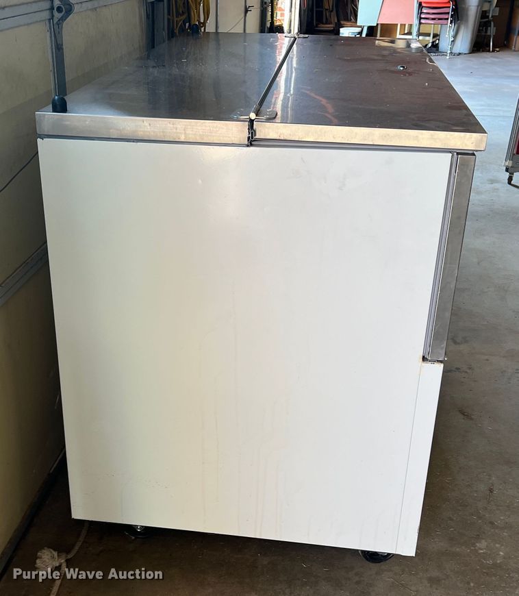 image for item LI9347 Avantco 178MC58HC  refrigerator