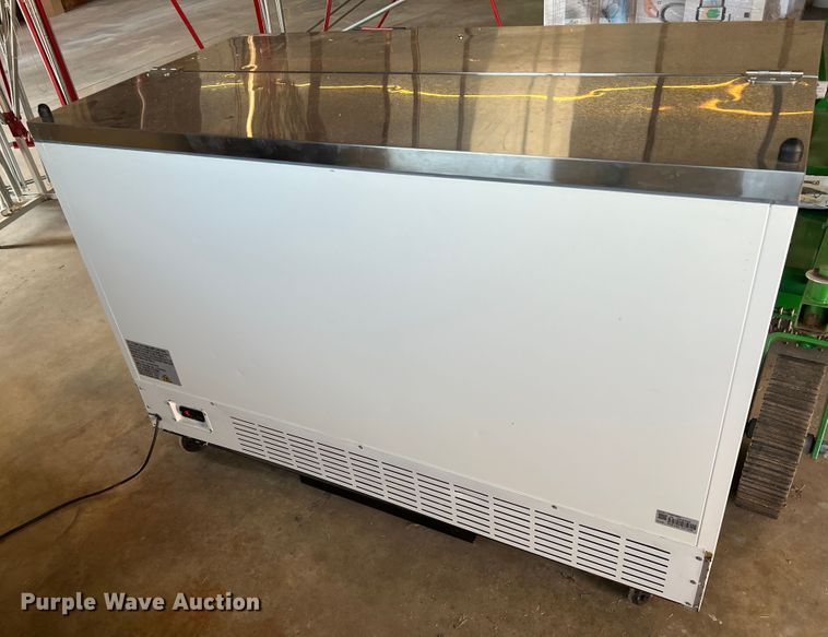 image for item LI9347 Avantco 178MC58HC  refrigerator