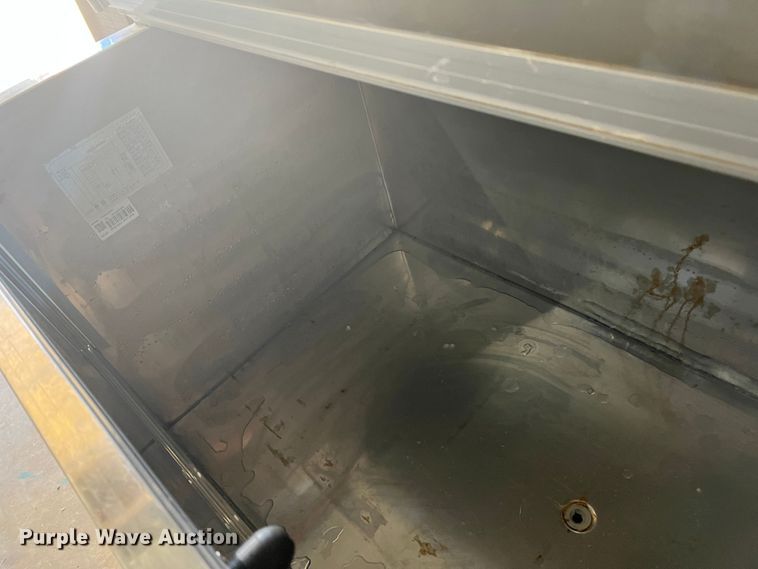 image for item LI9347 Avantco 178MC58HC  refrigerator