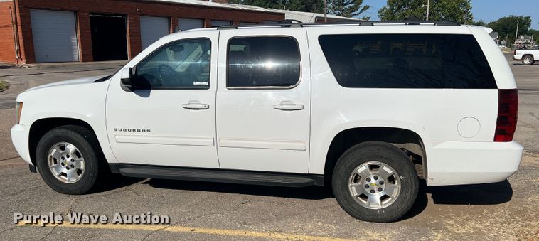 image for item LI9348 2011 Chevrolet Suburban  SUV