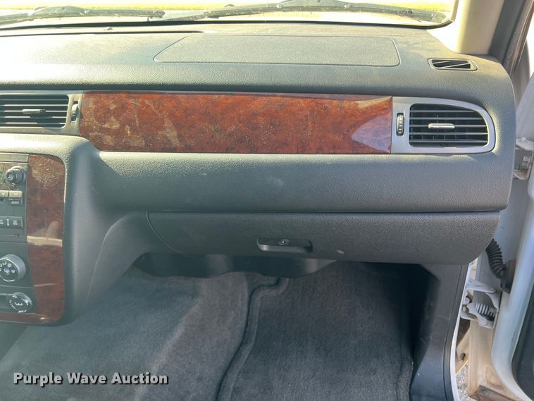 image for item LI9348 2011 Chevrolet Suburban  SUV