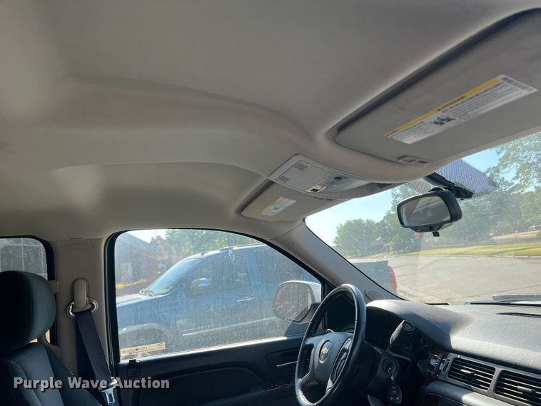 image for item LI9348 2011 Chevrolet Suburban  SUV