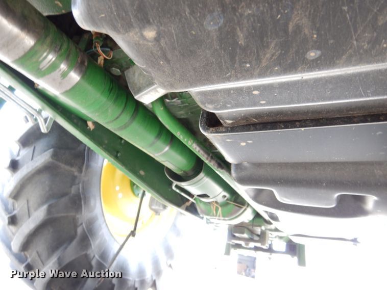 image for item LP9383 2010 John Deere 6330 Premium  MFWD tractor