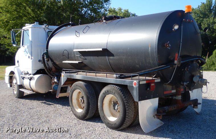 image for item LP9387 1994 White GMC WCA  water truck