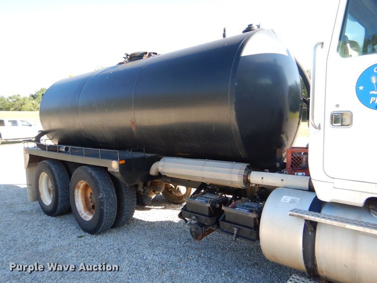 image for item LP9387 1994 White GMC WCA  water truck