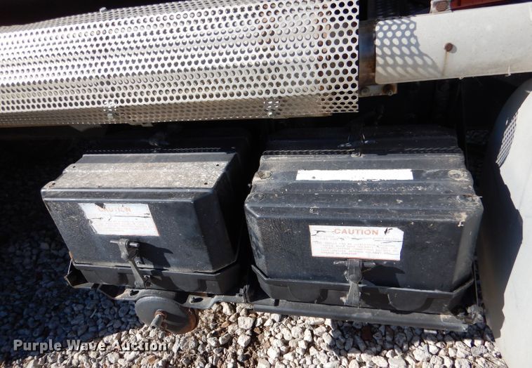 image for item LP9387 1994 White GMC WCA  water truck