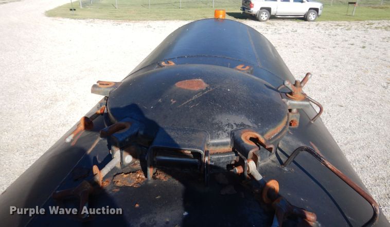 image for item LP9387 1994 White GMC WCA  water truck