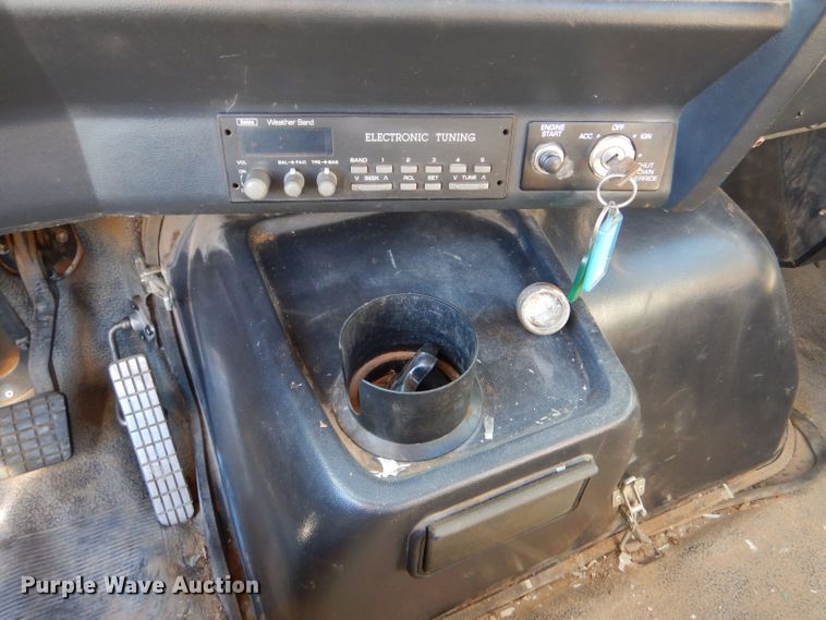 image for item LP9387 1994 White GMC WCA  water truck