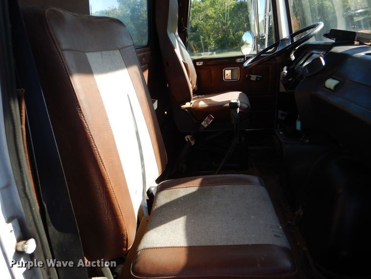 image for item LP9387 1994 White GMC WCA  water truck