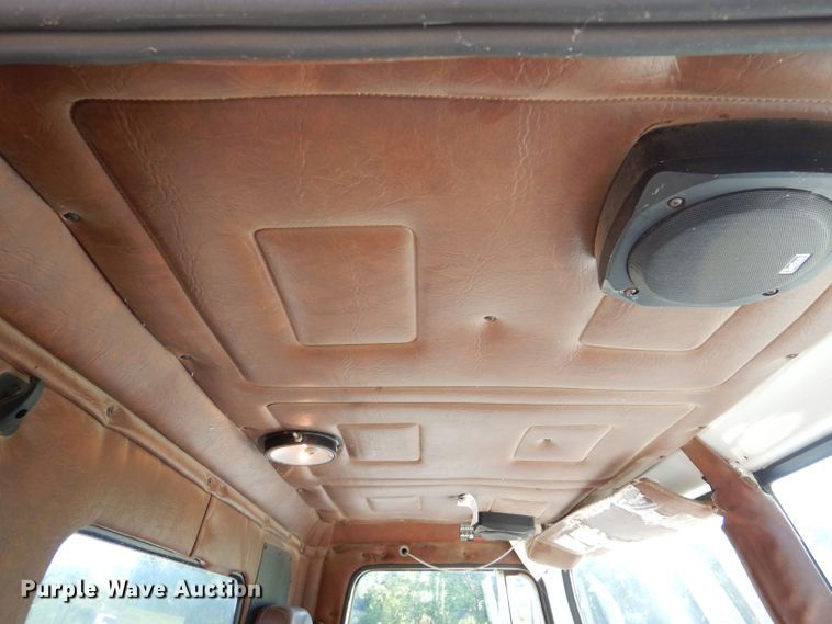 image for item LP9387 1994 White GMC WCA  water truck