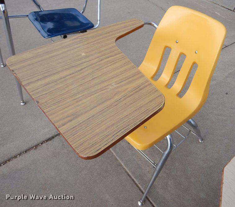 image for item LP9392 Furniture