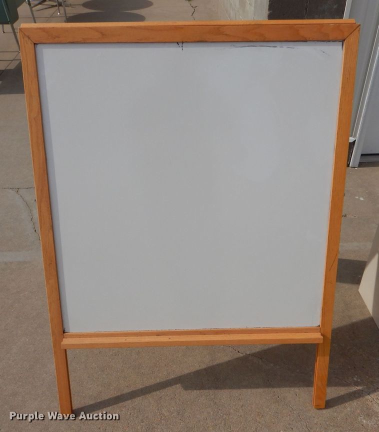 image for item LP9396 Office equipment