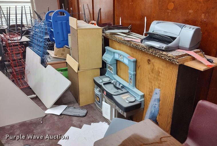 image for item LU9159 Office supplies and equipment