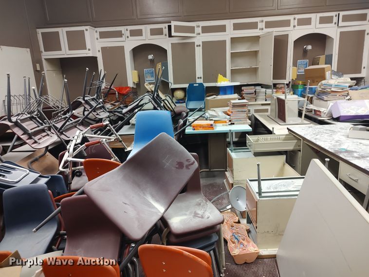 image for item LU9159 Office supplies and equipment