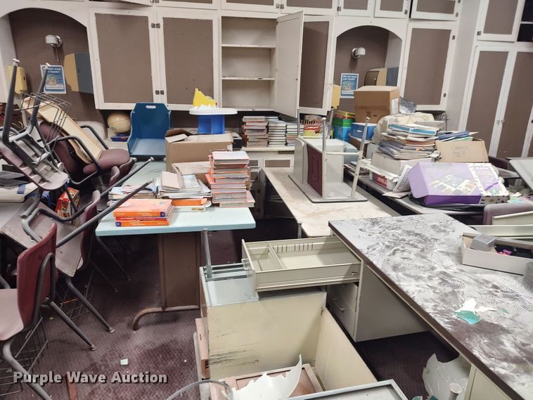 image for item LU9159 Office supplies and equipment