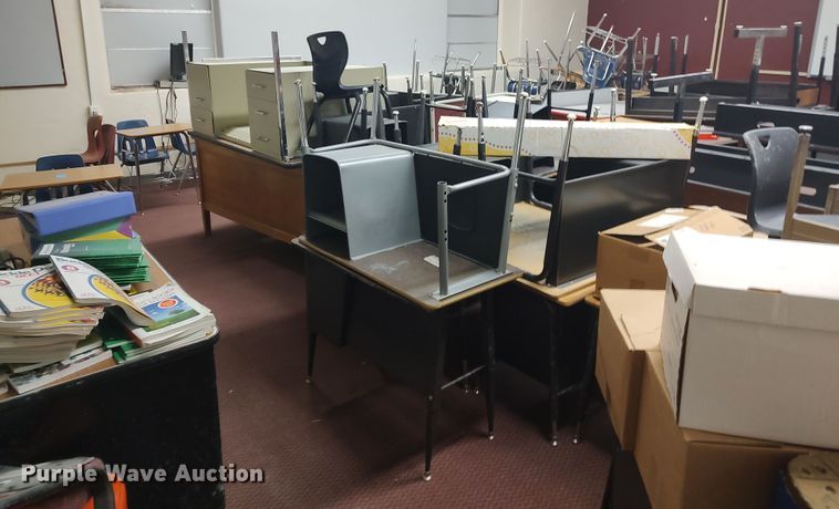 image for item LU9160 Office supplies and equipment