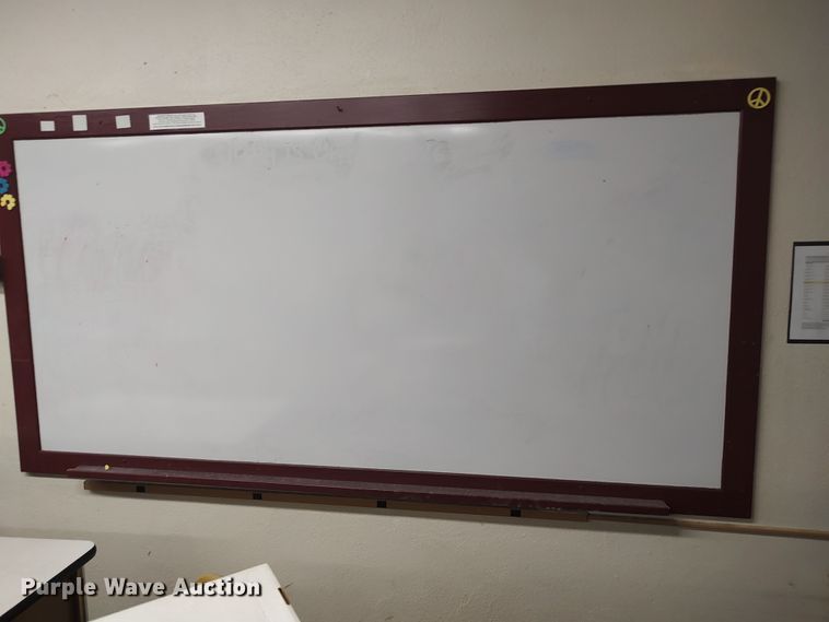 image for item LU9160 Office supplies and equipment