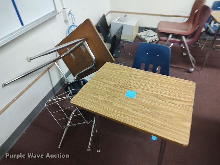 image for item LU9160 Office supplies and equipment