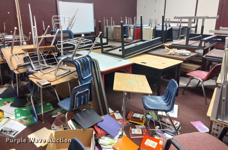 image for item LU9160 Office supplies and equipment