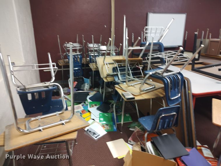 image for item LU9160 Office supplies and equipment