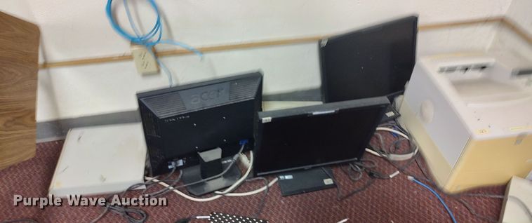 image for item LU9160 Office supplies and equipment