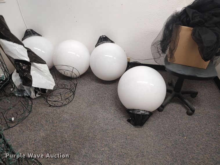 image for item LU9162 Office supplies and equipment