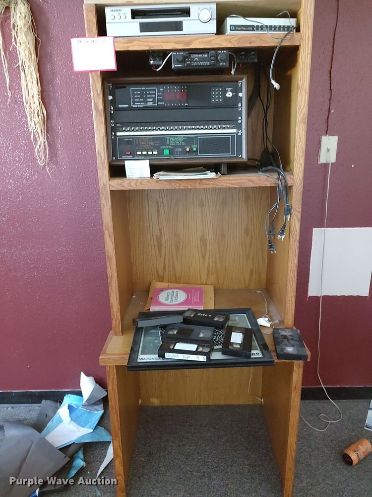 image for item LU9162 Office supplies and equipment