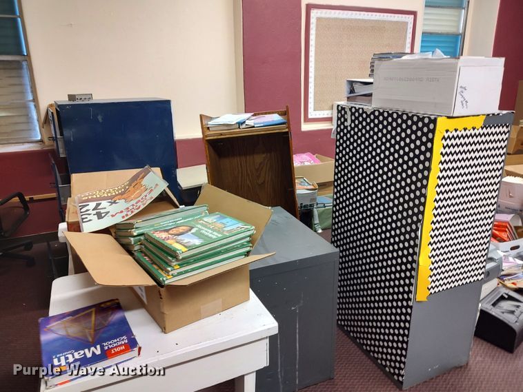 image for item LU9163 Office supplies and equipment