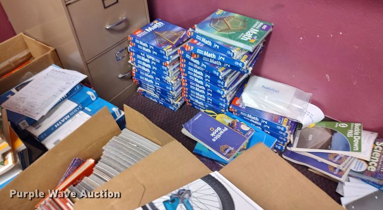 image for item LU9163 Office supplies and equipment