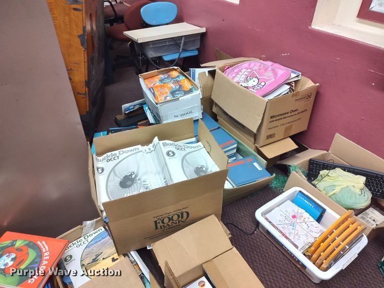 image for item LU9163 Office supplies and equipment