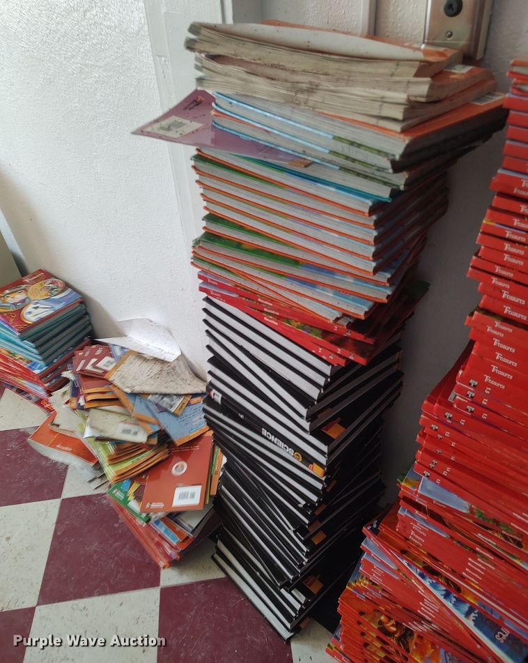 image for item LU9163 Office supplies and equipment