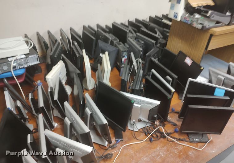 image for item LU9164 Office supplies and equipment