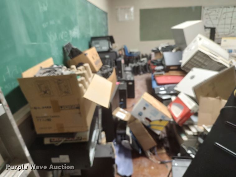 image for item LU9164 Office supplies and equipment