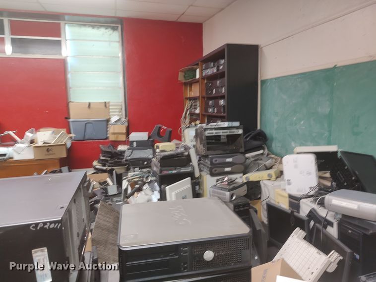 image for item LU9164 Office supplies and equipment