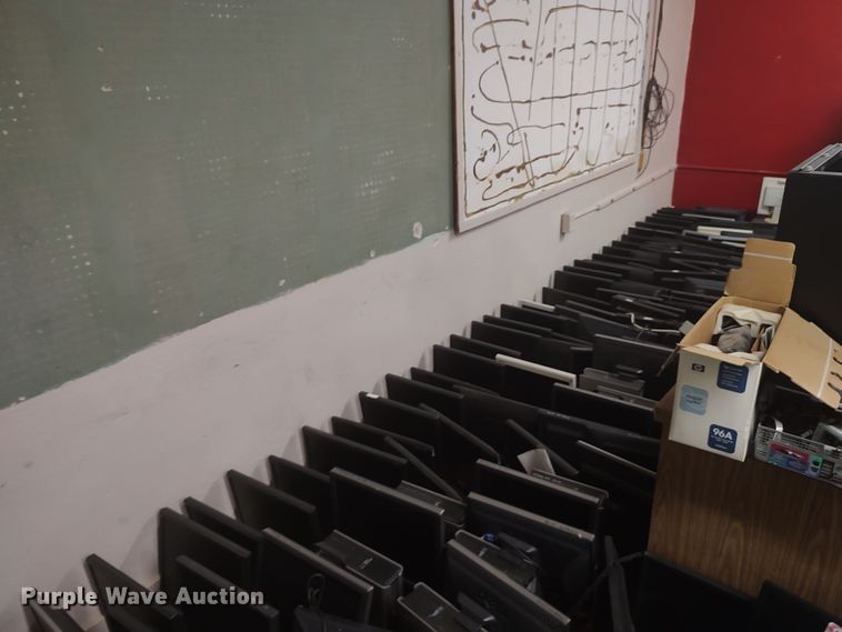 image for item LU9164 Office supplies and equipment