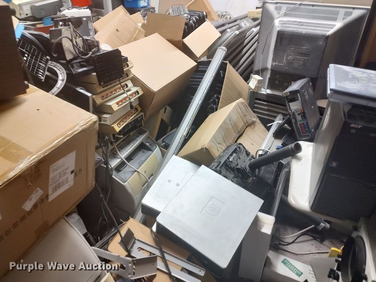 image for item LU9164 Office supplies and equipment