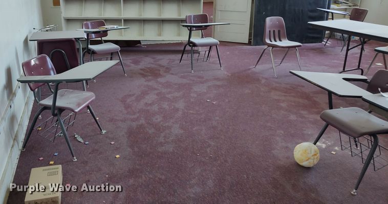 image for item LU9166 Office supplies and equipment