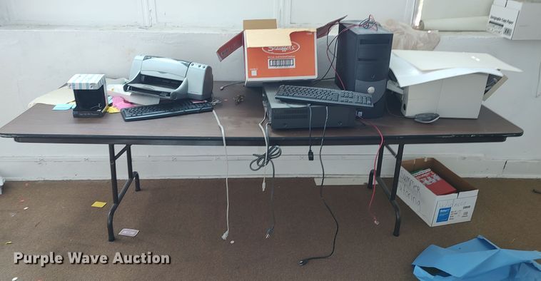 image for item LU9166 Office supplies and equipment