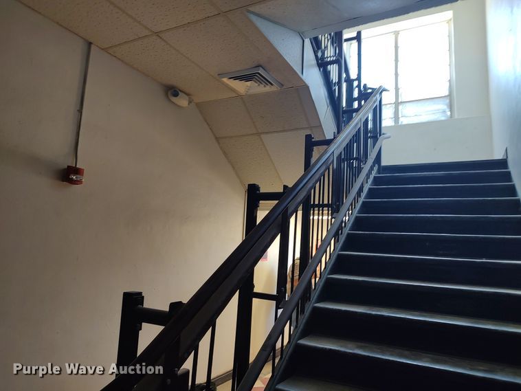 image for item LU9167 Garaventa Stair-Lift  handicap lift