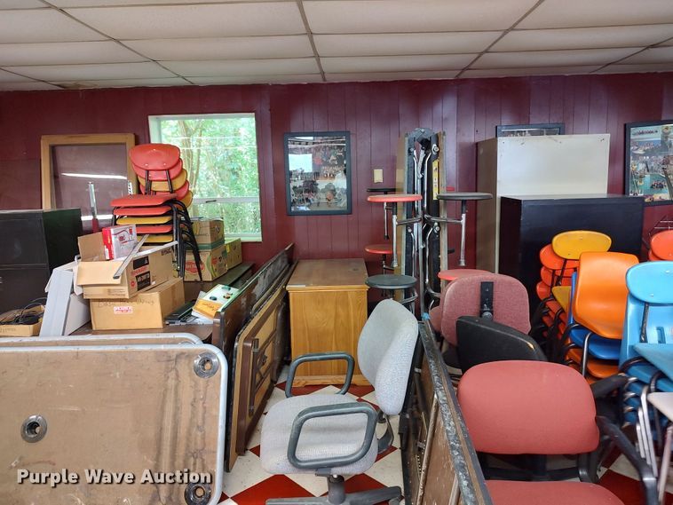 image for item LU9169 Office supplies and equipment