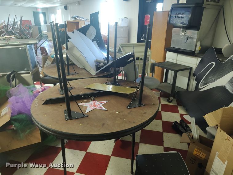 image for item LU9169 Office supplies and equipment