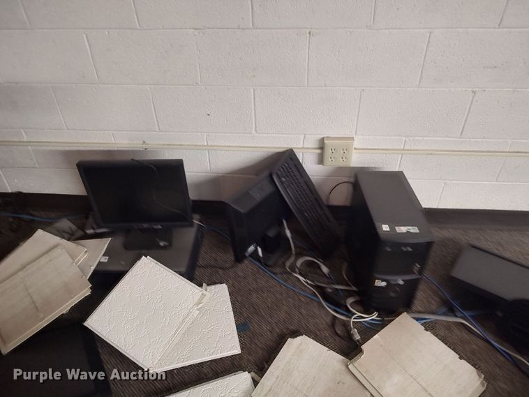 image for item LU9171 Office supplies and equipment