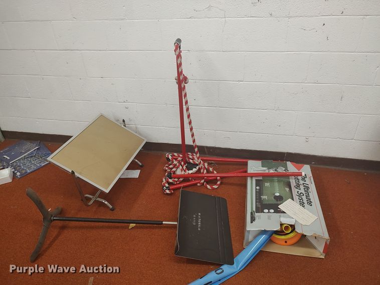 image for item LU9171 Office supplies and equipment