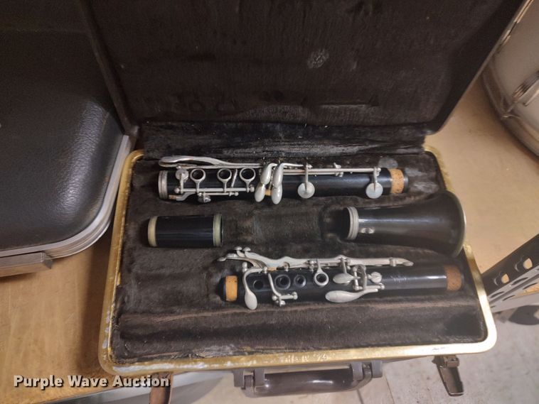 image for item LU9171 Office supplies and equipment