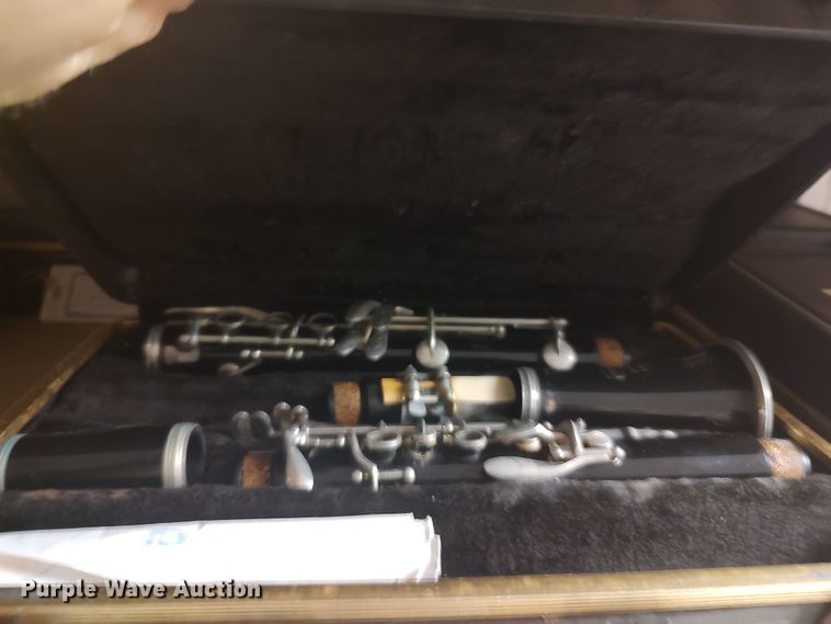 image for item LU9171 Office supplies and equipment