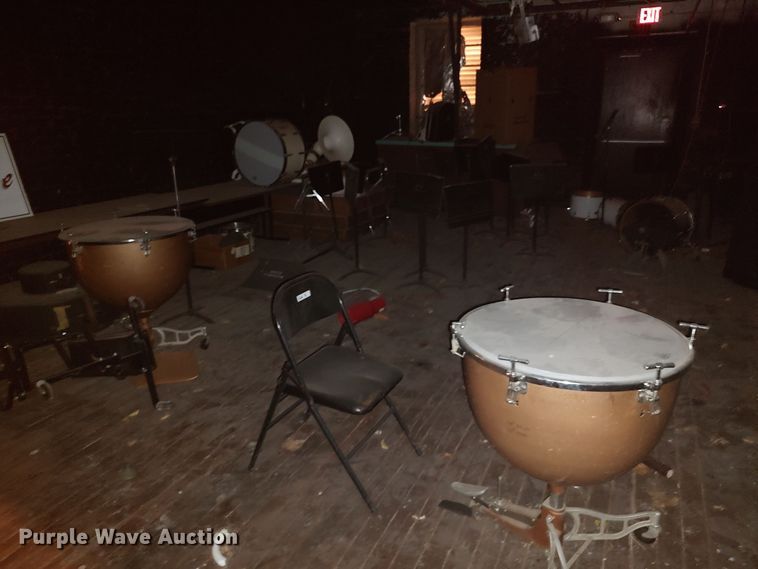 image for item LU9171 Office supplies and equipment