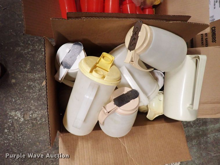 image for item LU9401 Restaurant equipment