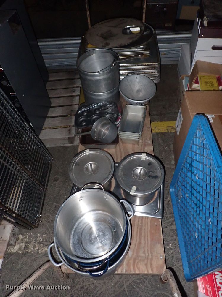 image for item LU9401 Restaurant equipment